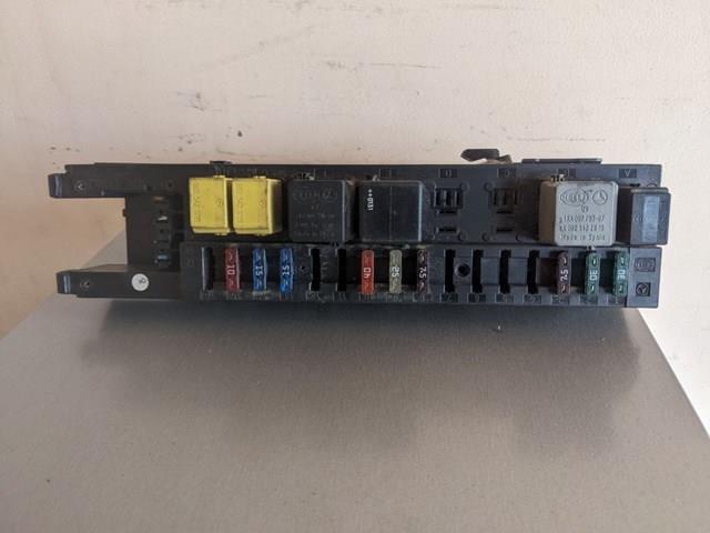Caja reles Mercedes A2035450701