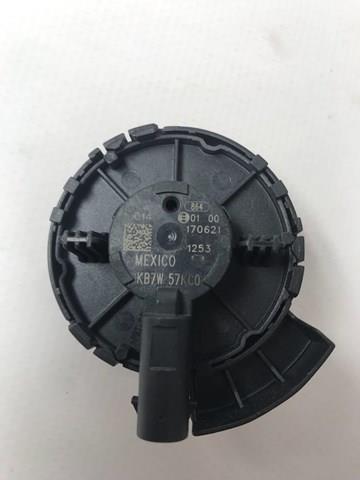 KB7W57KC0 Mazda Sensor de airbag delantero