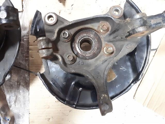 Comprar KB7W33021 Mazda Mangueta delantera derecha