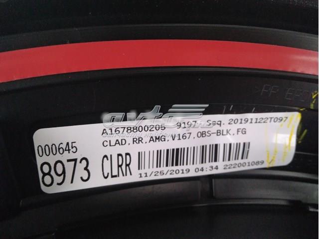 Extensión de la aleta trasera derecha A1678800205 Mercedes