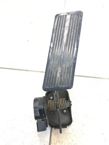 Comprar 4612742 Chrysler Cubierta del pedal del acelerador