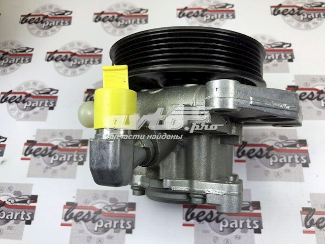 Bomba de dirección A0054669101 Mercedes