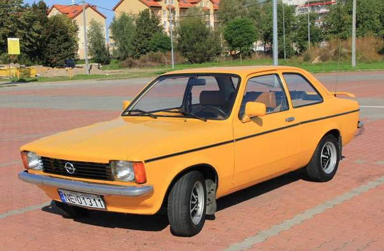 Opel Kadett (1973 - 1979)