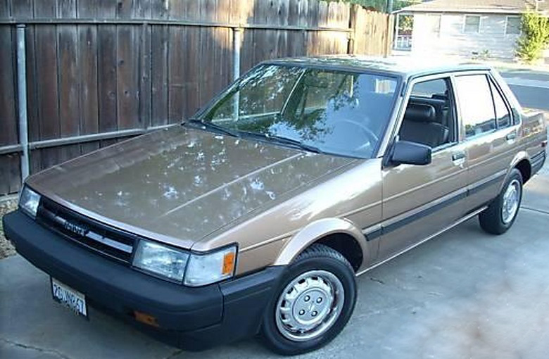 Toyota Corolla (1987 - 1993)