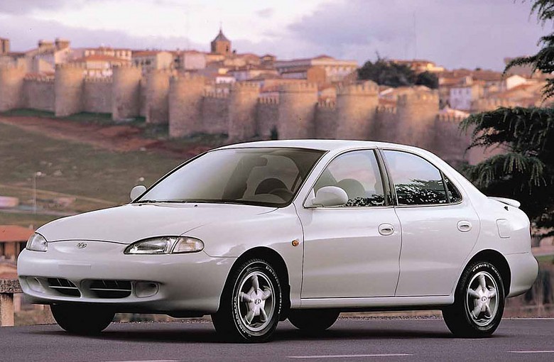 Piezas de repuesto Hyundai Lantra II (1995 - 2000)