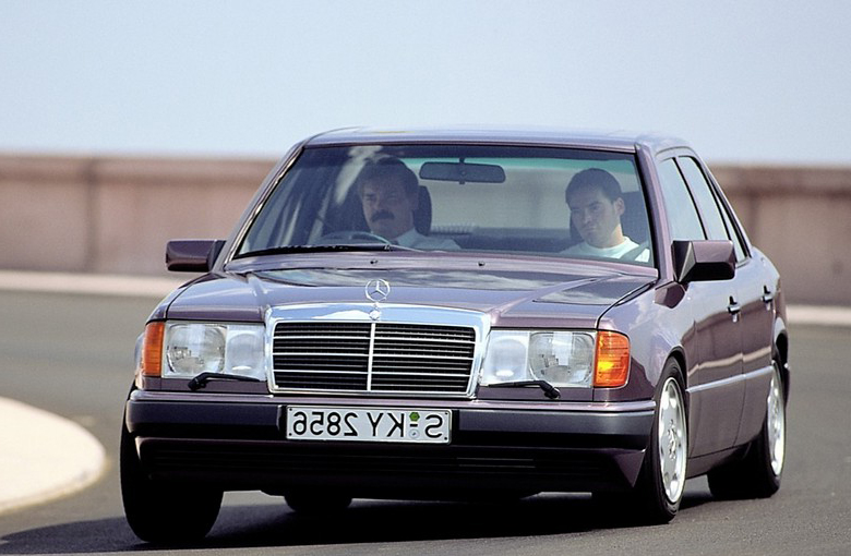 Piezas de repuesto Mercedes-Benz E-Class  (1984 - 1993)