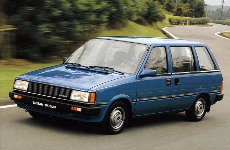 Nissan Prairie (1982 - 1988)