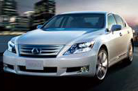 Lexus LS UVF4