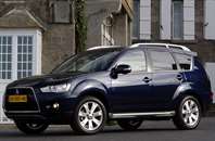 Mitsubishi Outlander CW