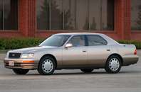 Lexus LS UCF20